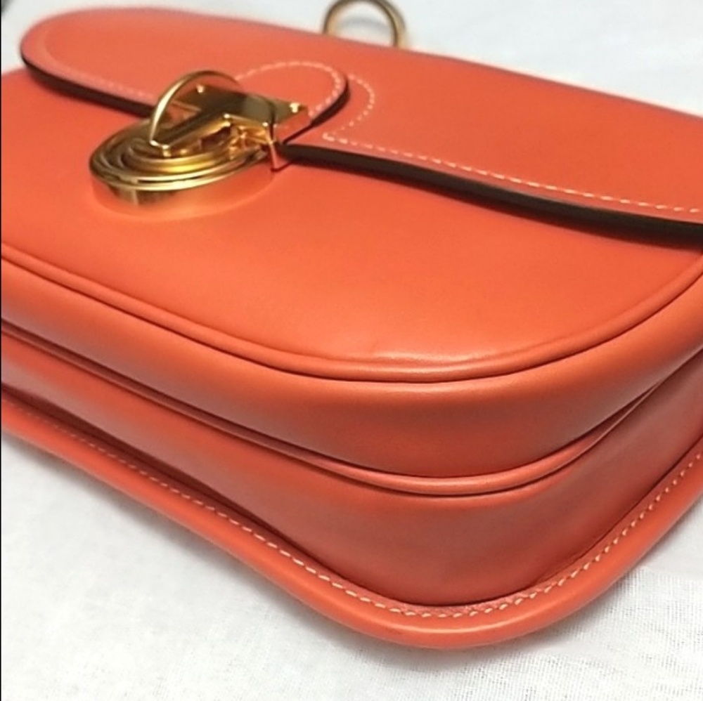 Tory Burch Small James Leather Saddle Crossbody Bag - Picture 10 of 13